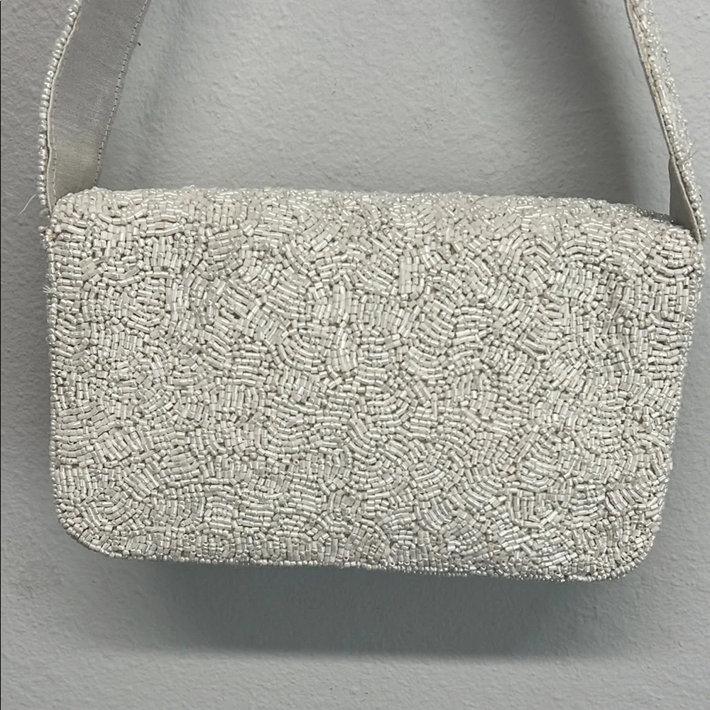 Lulu | Beaded Bag w/ Rhinestone Embellishments 🤍 - Picture 5 of 13